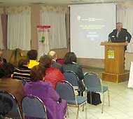 Superintendente en reuni&oacute;n con el Comercio Detallista